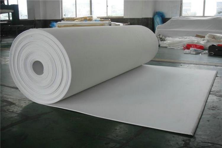 帆布分層輸送帶儲存及搬運均應創造良好環境(圖2)